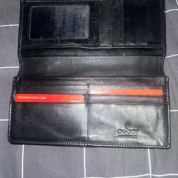 Gucci Black Leather Wallet (2nd Listing) - Picture 7 of 9